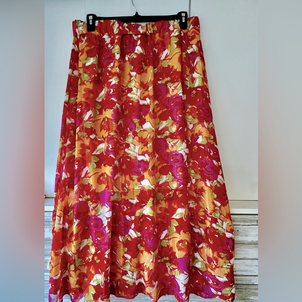🌺 NWT Hot in Hollywood Floral Maxi Skirt 1X Boho Elastic Waist